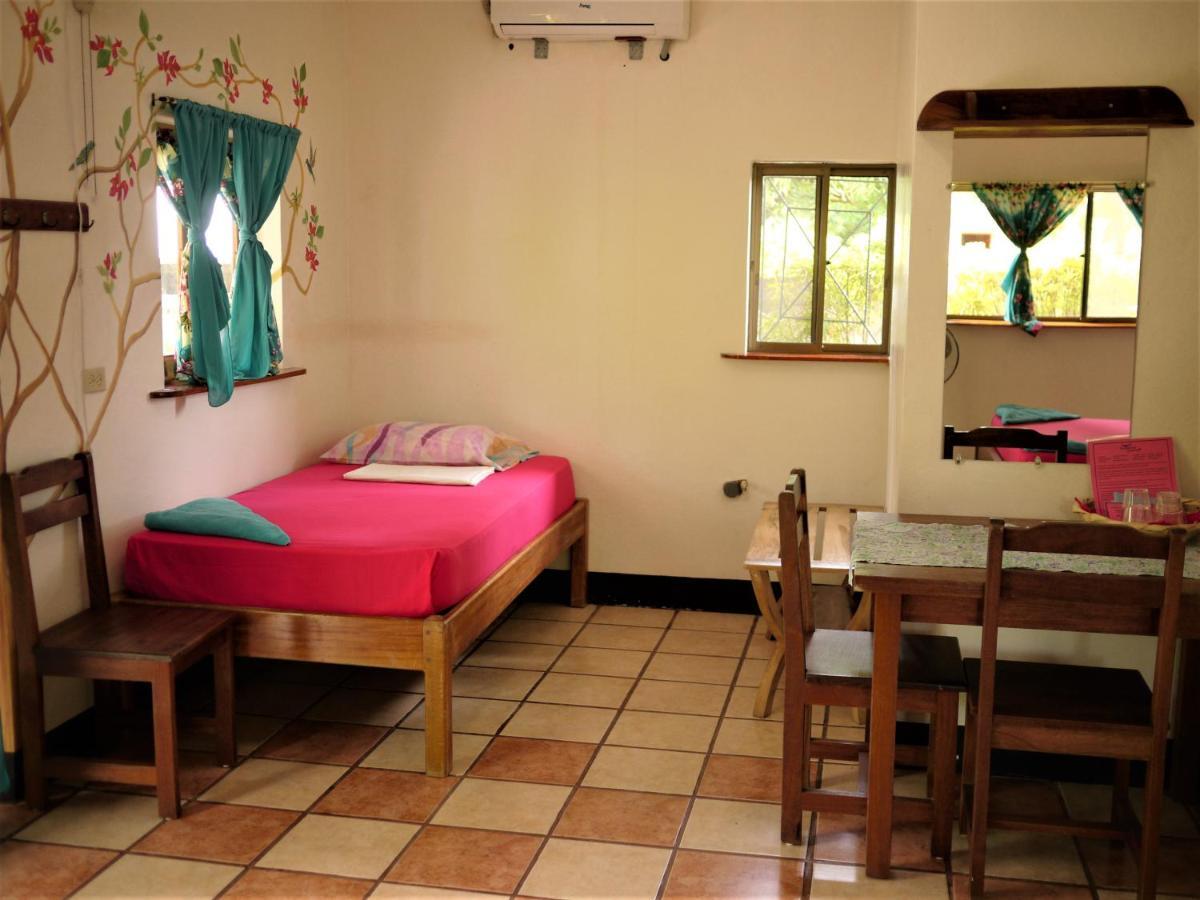 Hospedaje Soma Moyogalpa Buitenkant foto